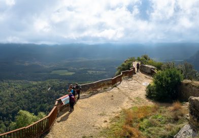 Relat d’una Excursió Accidentada: Entre Boires i Llegendes